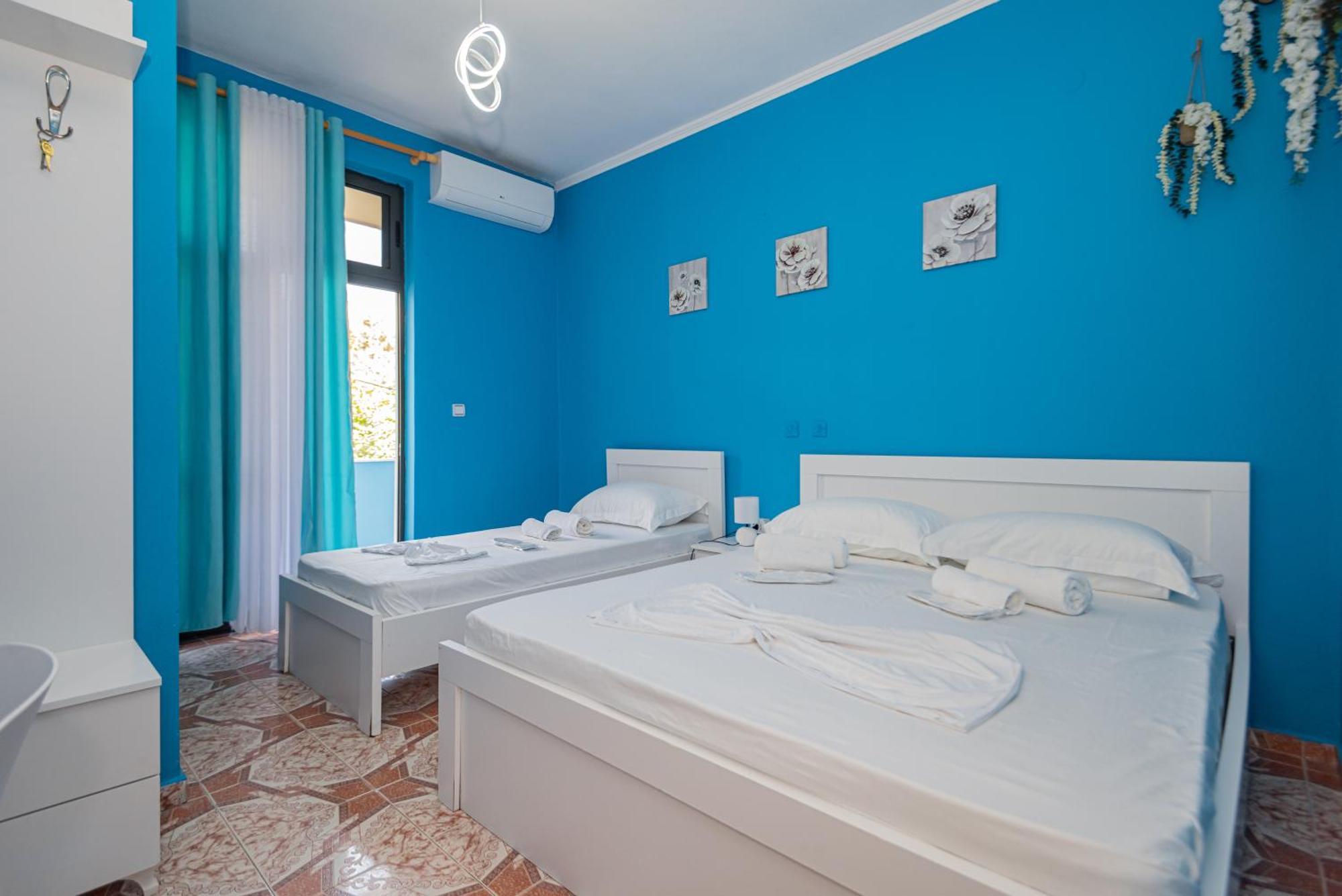 Vila Al3 Durrës Esterno foto
